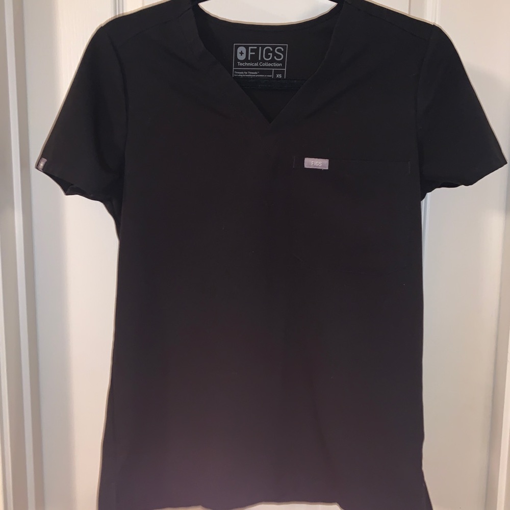 FIGS XS Women’s Black Scrub Top